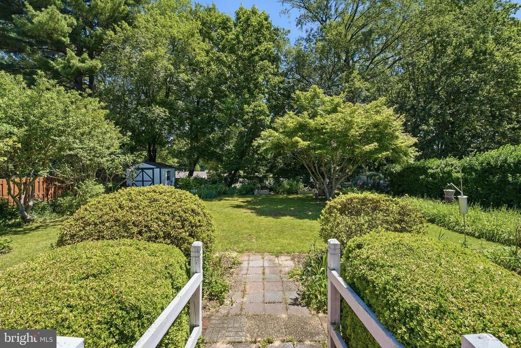 Image 50 of property listing at 12615 EASTBOURNE DR, Silver Spring, MD 20904