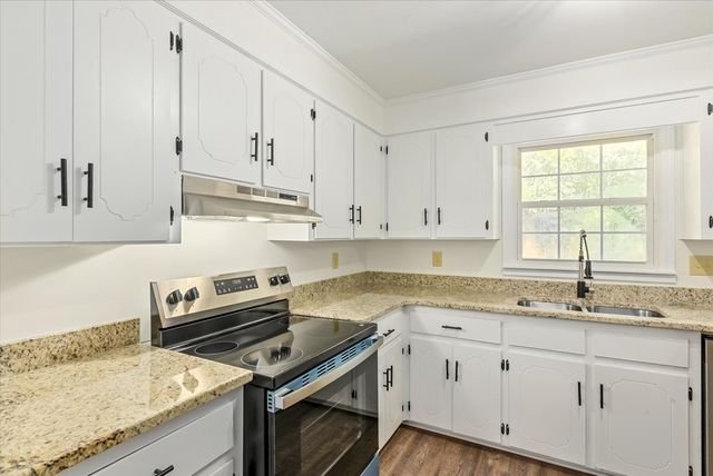 103 Shawnee Court, Dothan, AL 36303