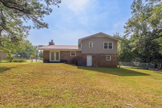 103 Shawnee Court, Dothan, AL 36303