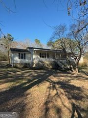 1507 Ewing Chapel Rd, Dacula, GA 30019