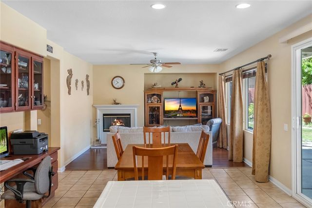 11183 Charleston, Adelanto, CA 92301