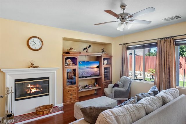 11183 Charleston, Adelanto, CA 92301