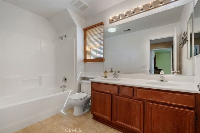 11183 Charleston, Adelanto, CA 92301