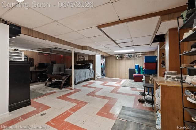 23529 Panama Avenue, Warren, MI 48091