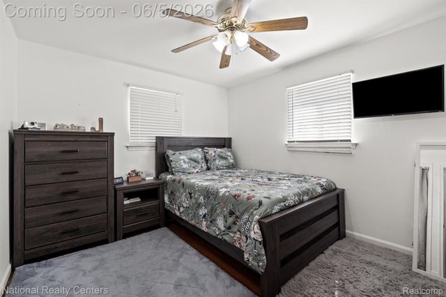 23529 Panama Avenue, Warren, MI 48091