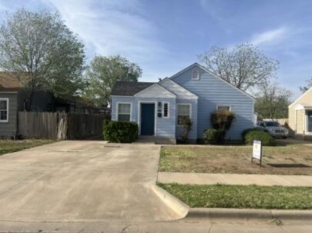 2322 26th Street, Lubbock, TX 79411