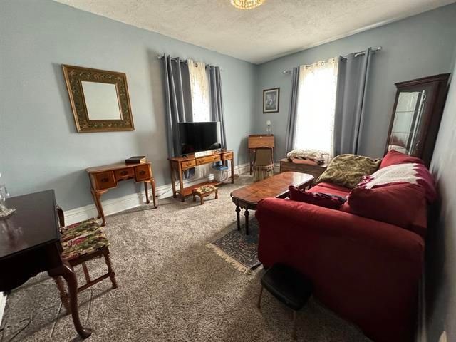 115 W 10th Avenue, Huntington, WV 25701