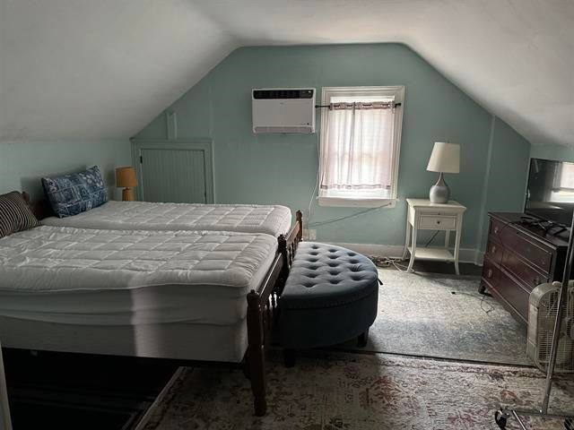 115 W 10th Avenue, Huntington, WV 25701