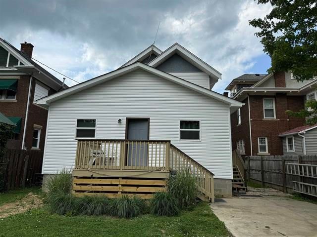 115 W 10th Avenue, Huntington, WV 25701