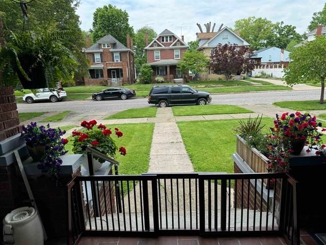 115 W 10th Avenue, Huntington, WV 25701