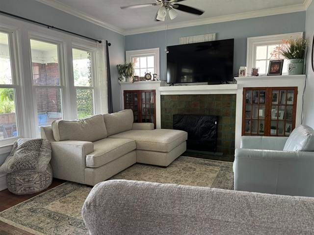 115 W 10th Avenue, Huntington, WV 25701