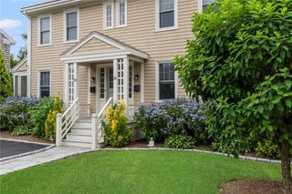 23 Pell Street, Newport, RI 02840