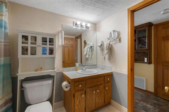 125 Circle Drive, Hampton, GA 30228