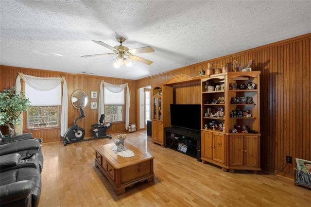 125 Circle Drive, Hampton, GA 30228