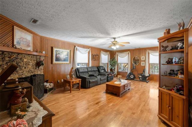 125 Circle Drive, Hampton, GA 30228