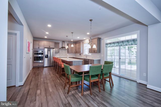 20 JEFFERSON AVE, Cockeysville, MD 21030