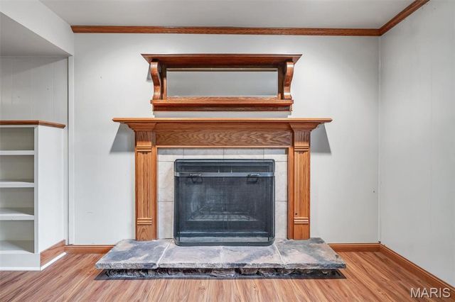 13 W Douglas Drive, St Peters, MO 63376