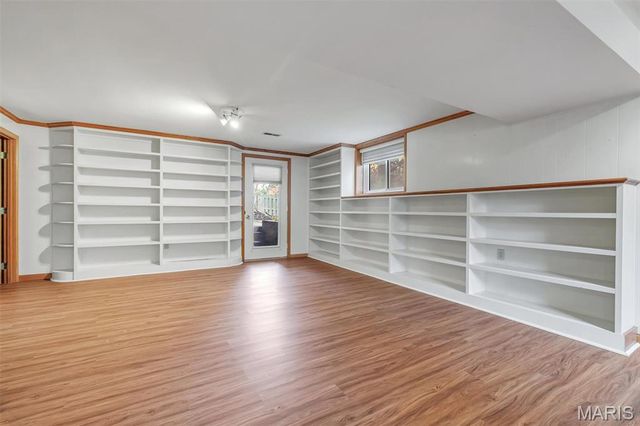 13 W Douglas Drive, St Peters, MO 63376