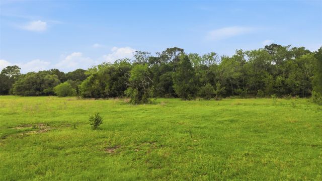 1165 Cr 213 Tract 2, Weimar, TX 78962