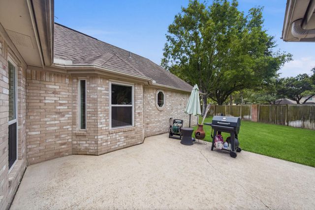 15303 Garett Green Circle, Houston, TX 77095