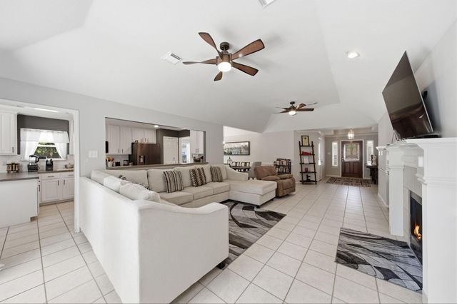 15303 Garett Green Circle, Houston, TX 77095