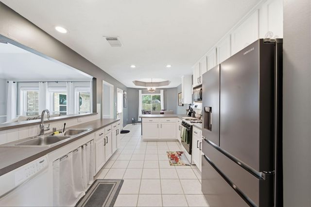 15303 Garett Green Circle, Houston, TX 77095