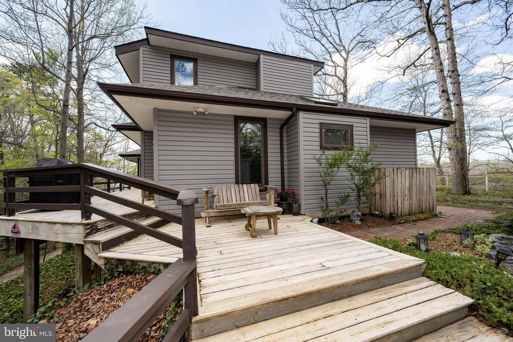 Image 31 of property listing at 25305 SANDY POINT RD, Greensboro, MD 21639