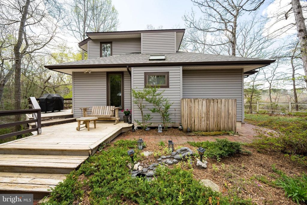 Image 32 of property listing at 25305 SANDY POINT RD, Greensboro, MD 21639