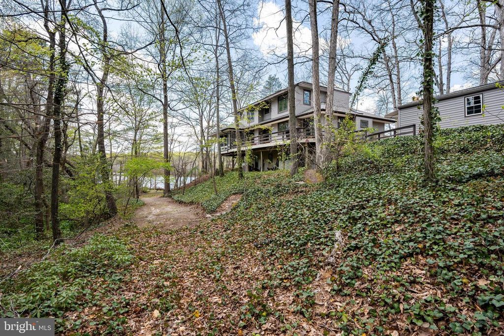 Image 35 of property listing at 25305 SANDY POINT RD, Greensboro, MD 21639