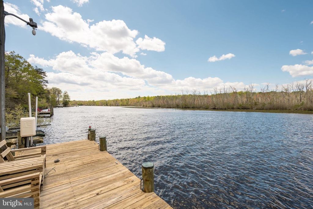 Image 42 of property listing at 25305 SANDY POINT RD, Greensboro, MD 21639