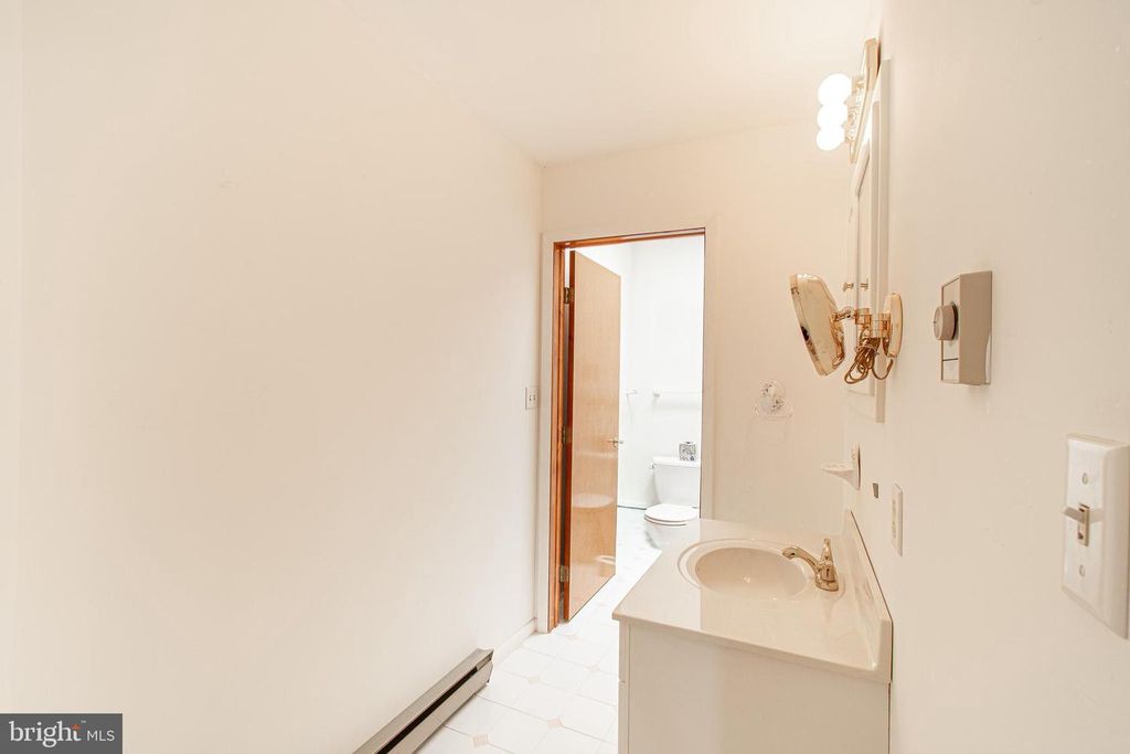 Image 62 of property listing at 25305 SANDY POINT RD, Greensboro, MD 21639