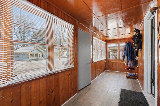889 Fleming Avenue, Muskegon City, MI 49442