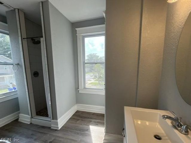 522 W 27th ST, Norfolk, VA 23517
