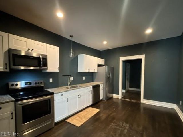 522 W 27th ST, Norfolk, VA 23517