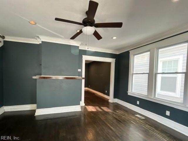 522 W 27th ST, Norfolk, VA 23517