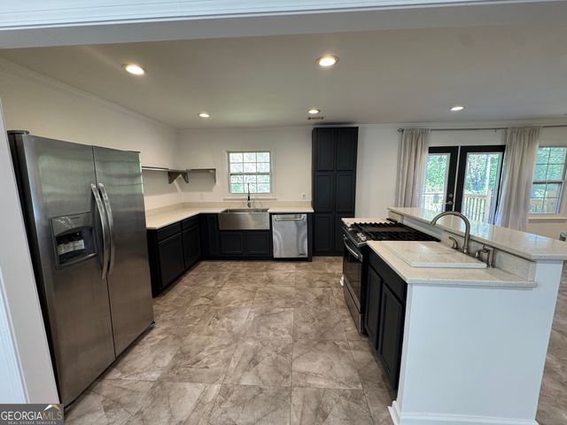 995 Fleetwood Circle SW, Atlanta, GA 30311