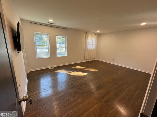 995 Fleetwood Circle SW, Atlanta, GA 30311