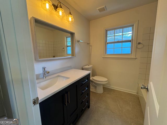 995 Fleetwood Circle SW, Atlanta, GA 30311