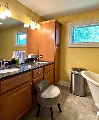 3 Matano Court, Monroe, NJ 08831