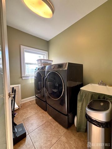 3 Matano Court, Monroe, NJ 08831