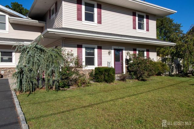 3 Matano Court, Monroe, NJ 08831