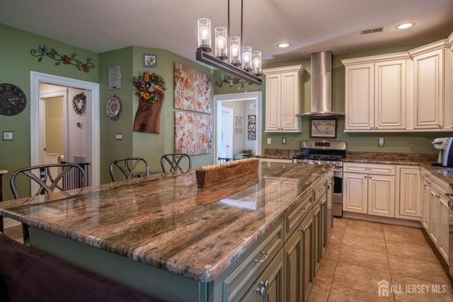 3 Matano Court, Monroe, NJ 08831