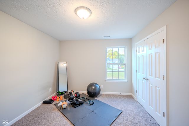 8433 Hidden Meadow Pass, Mccordsville, IN 46055