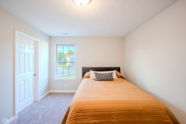 8433 Hidden Meadow Pass, Mccordsville, IN 46055