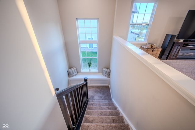 8433 Hidden Meadow Pass, Mccordsville, IN 46055