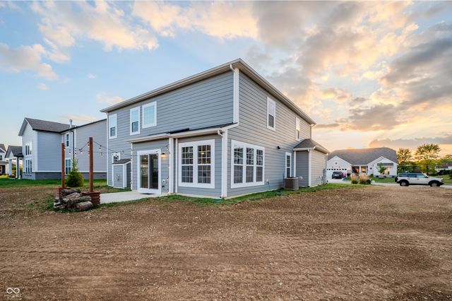 8433 Hidden Meadow Pass, Mccordsville, IN 46055