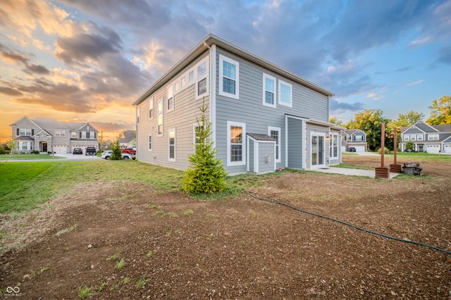 8433 Hidden Meadow Pass, Mccordsville, IN 46055
