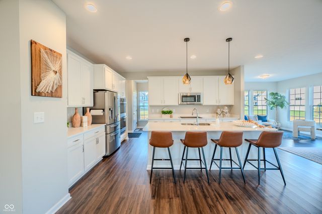 8433 Hidden Meadow Pass, Mccordsville, IN 46055