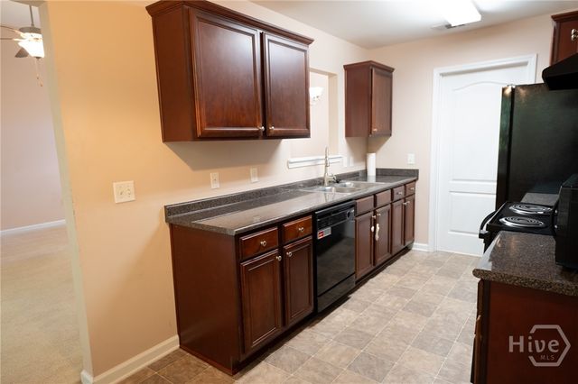 19 Montero Drive, Savannah, GA 31405