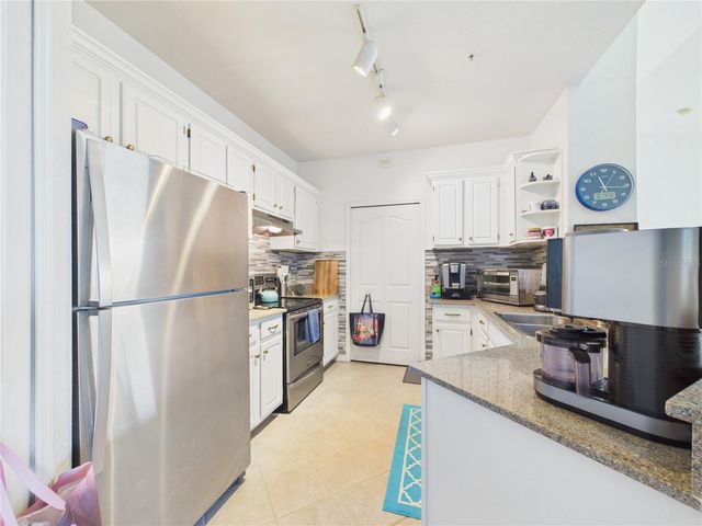 8816 DUNES COURT 302, Kissimmee, FL 34747